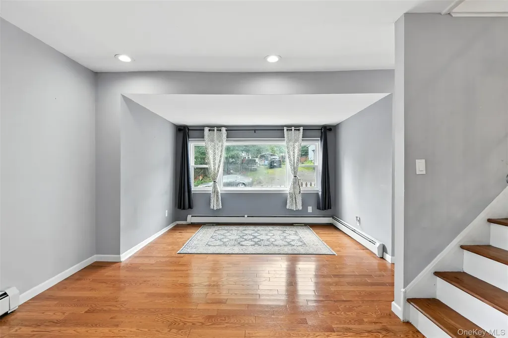8 W Broadway Nyack NY 10960