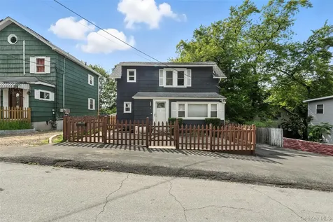 8 W Broadway Nyack NY 10960
