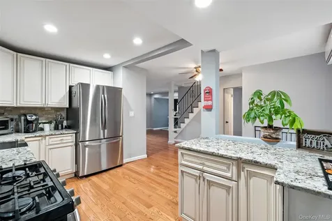 8 W Broadway Nyack NY 10960