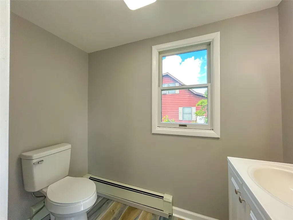 121 North Road Highland NY 12528