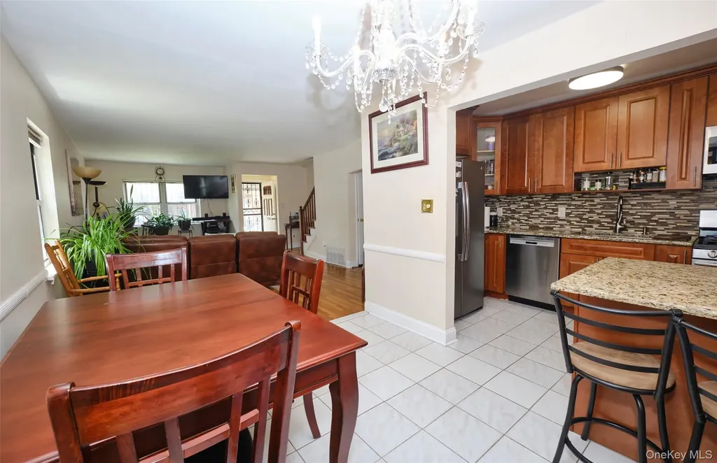 3000 Radcliff Avenue Bronx NY 10469