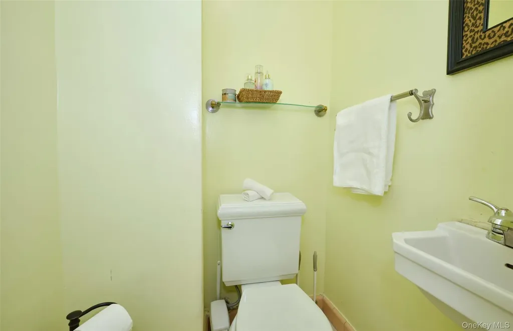 3000 Radcliff Avenue Bronx NY 10469