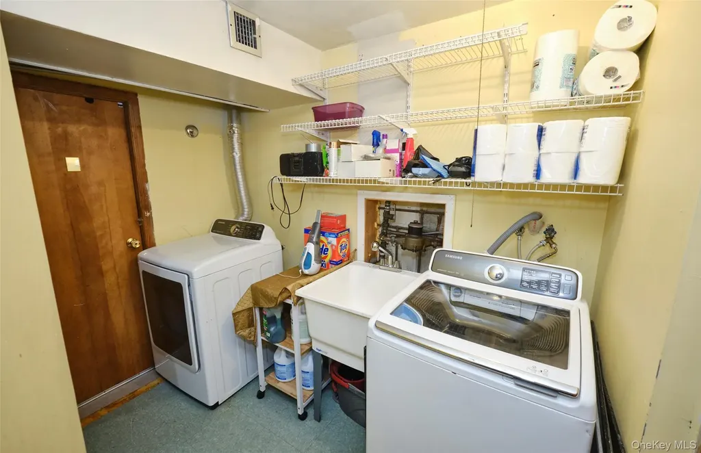 3000 Radcliff Avenue Bronx NY 10469