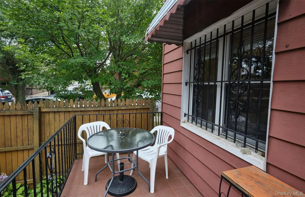 3000 Radcliff Avenue Bronx NY 10469