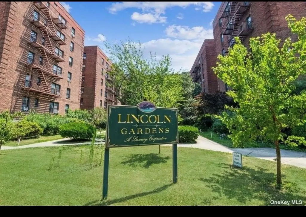 14444 38th Avenue Flushing NY 11354