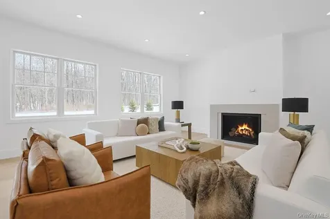 86 Old Byram Lake Road Armonk NY 10504