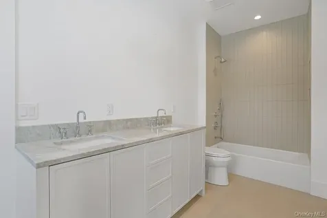 86 Old Byram Lake Road Armonk NY 10504