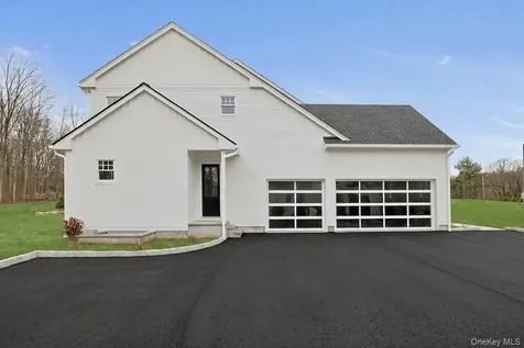 86 Old Byram Lake Road Armonk NY 10504