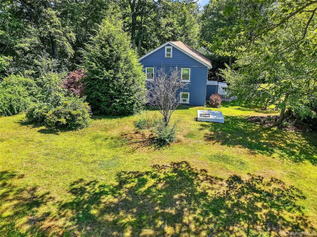 11 Orleans Road Patterson NY 12563