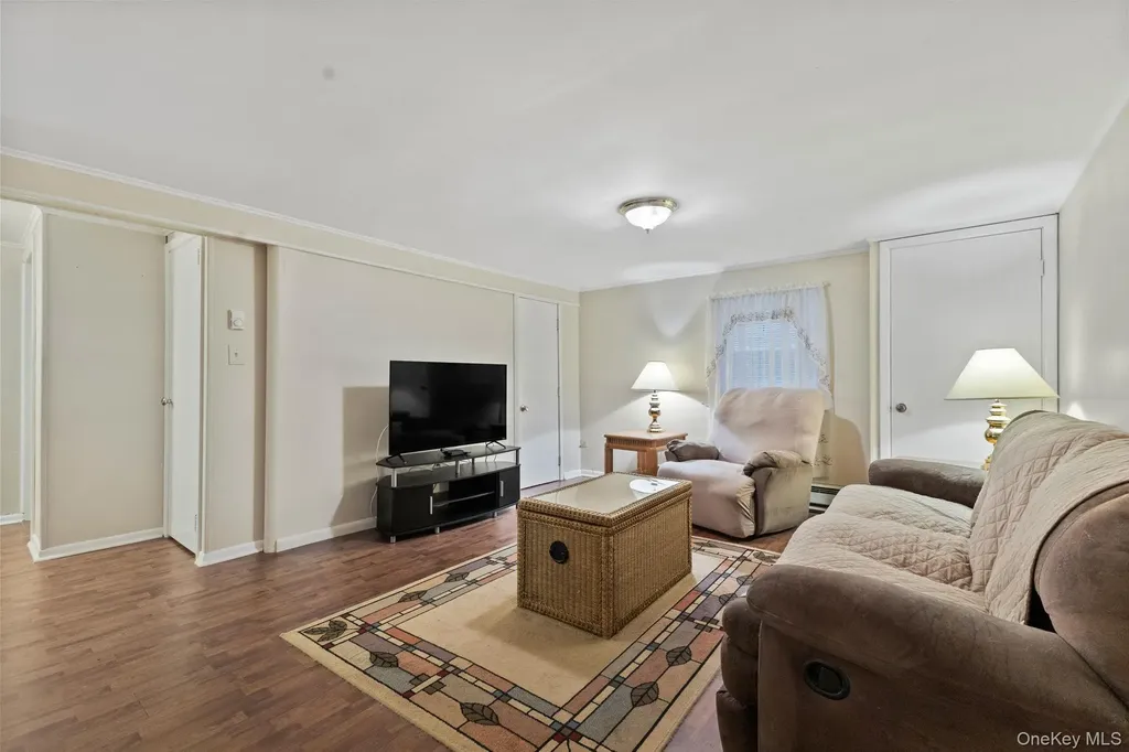 11 Orleans Road Patterson NY 12563