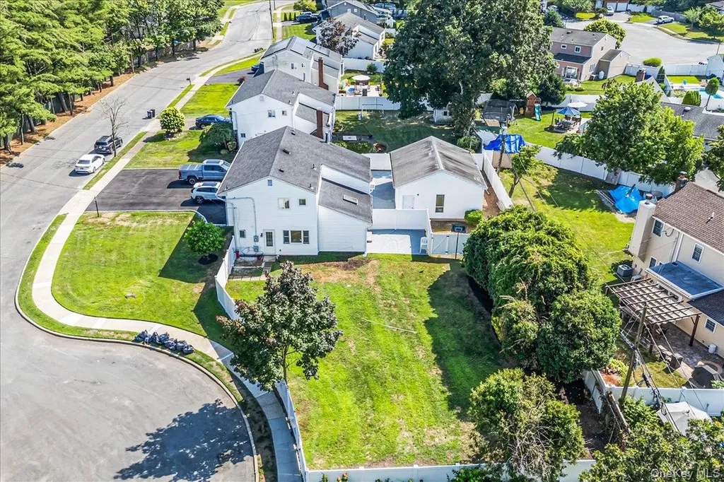61 Andover Drive Deer Park NY 11729