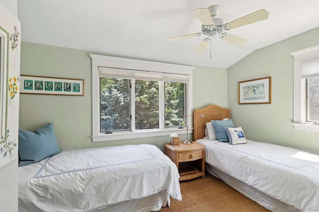 29 Bittersweet Lane Southampton NY 11963
