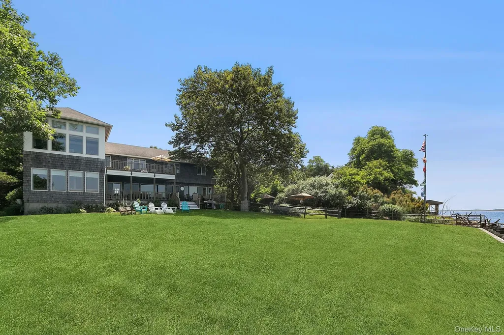 29 Bittersweet Lane Southampton NY 11963