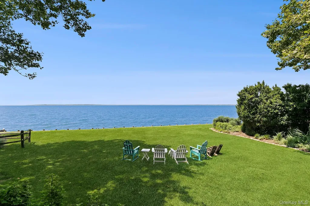 29 Bittersweet Lane Southampton NY 11963
