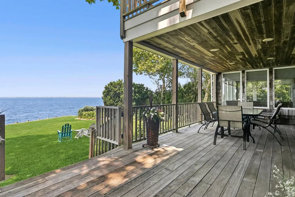 29 Bittersweet Lane Southampton NY 11963