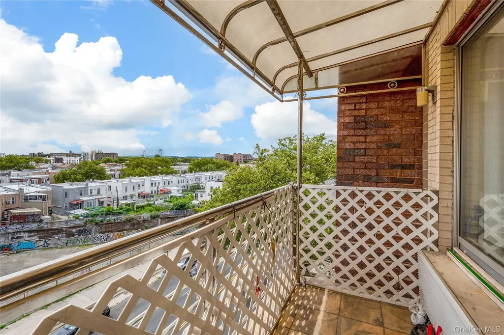 6422 Bay Parkway Brooklyn NY 11204