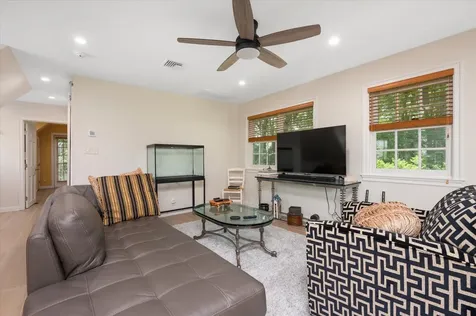 4 Clock Tower Lane Old Westbury NY 11568
