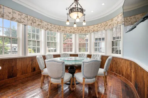 4 Clock Tower Lane Old Westbury NY 11568