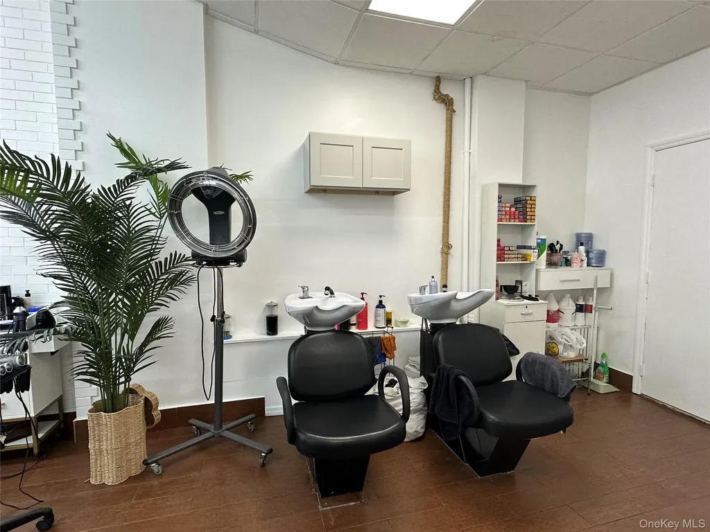 68-40 Main Street Flushing NY 11367