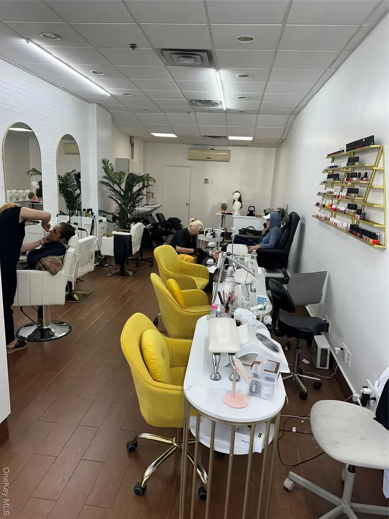 68-40 Main Street Flushing NY 11367