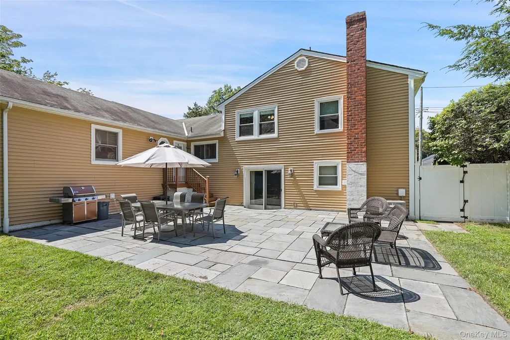 85 Vernon Drive Scarsdale NY 10583