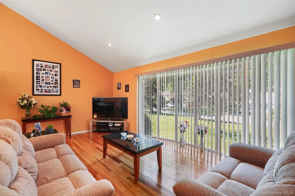 85 Vernon Drive Scarsdale NY 10583