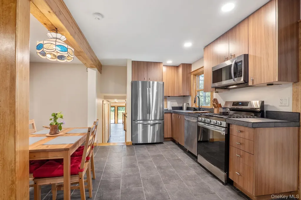 106 Earles Lane Gilboa NY 12076