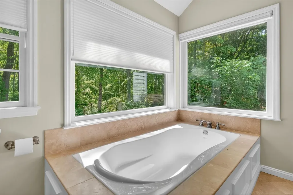 4 Ashton Road Katonah NY 10536