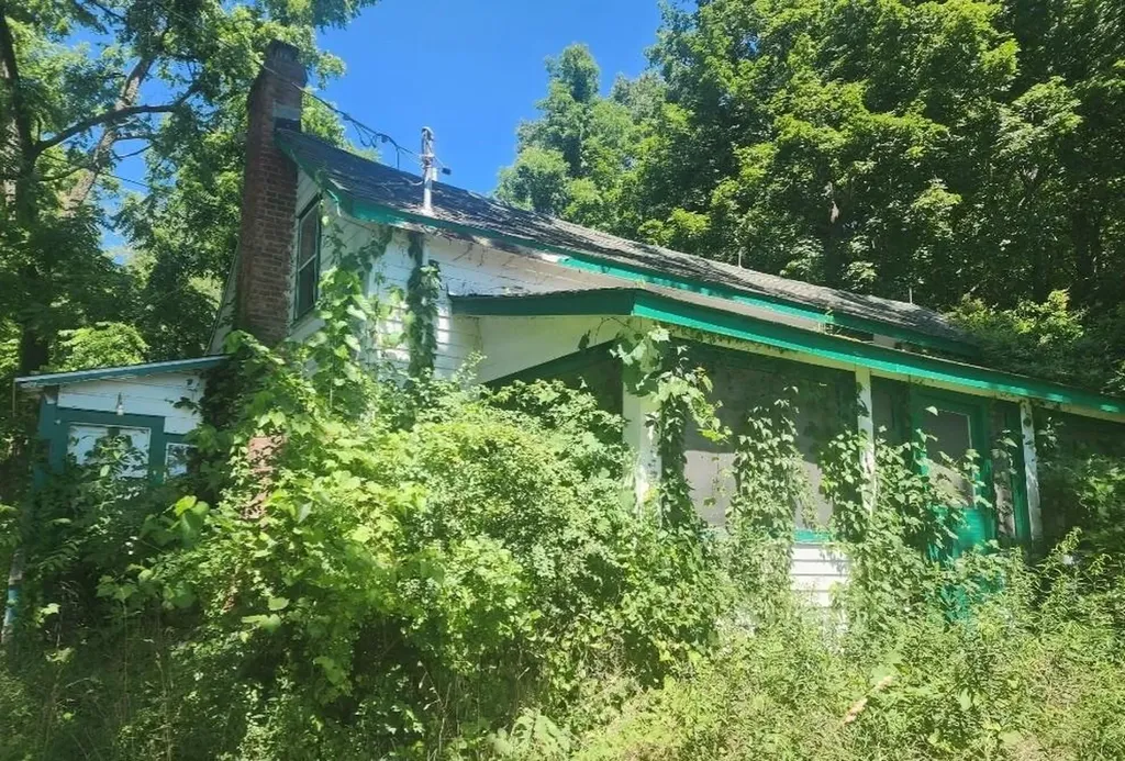 614 Plutarch Road Highland NY 12528