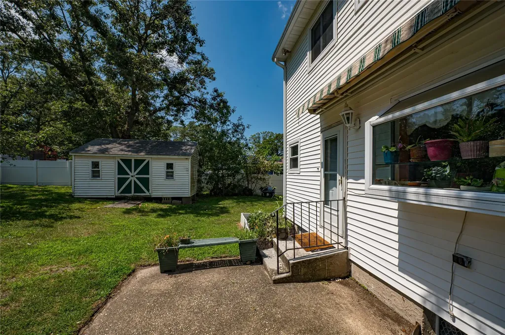 1 Eileen Court Coram NY 11727
