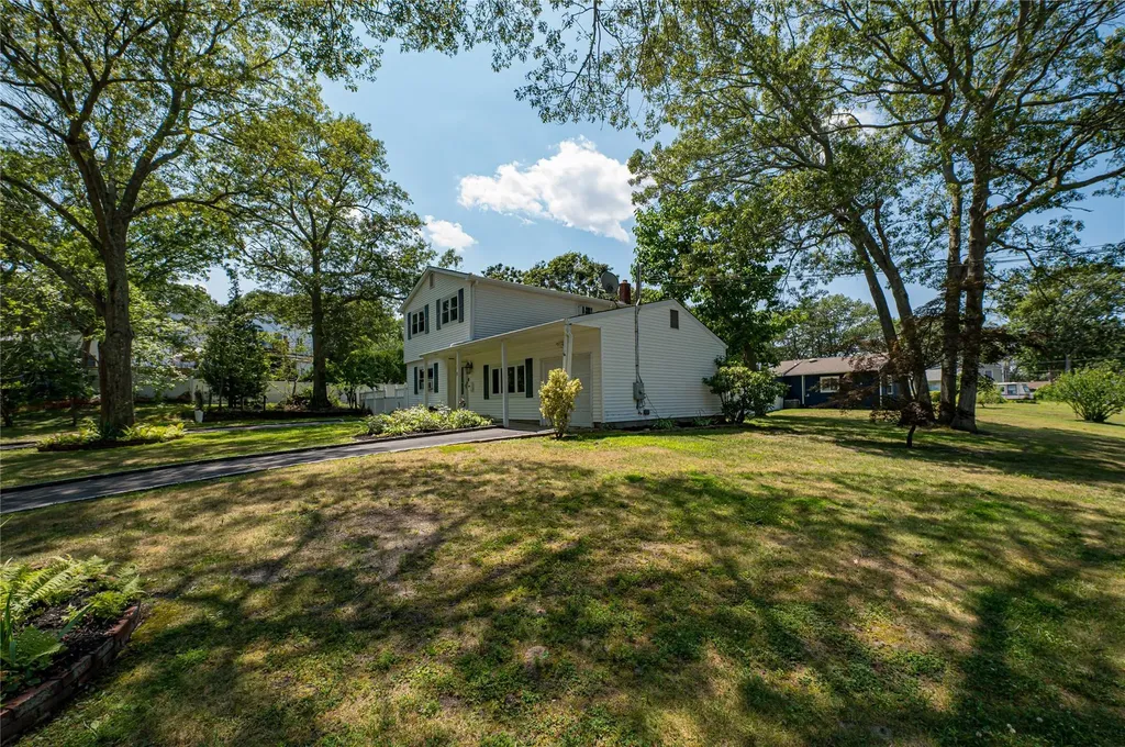 1 Eileen Court Coram NY 11727