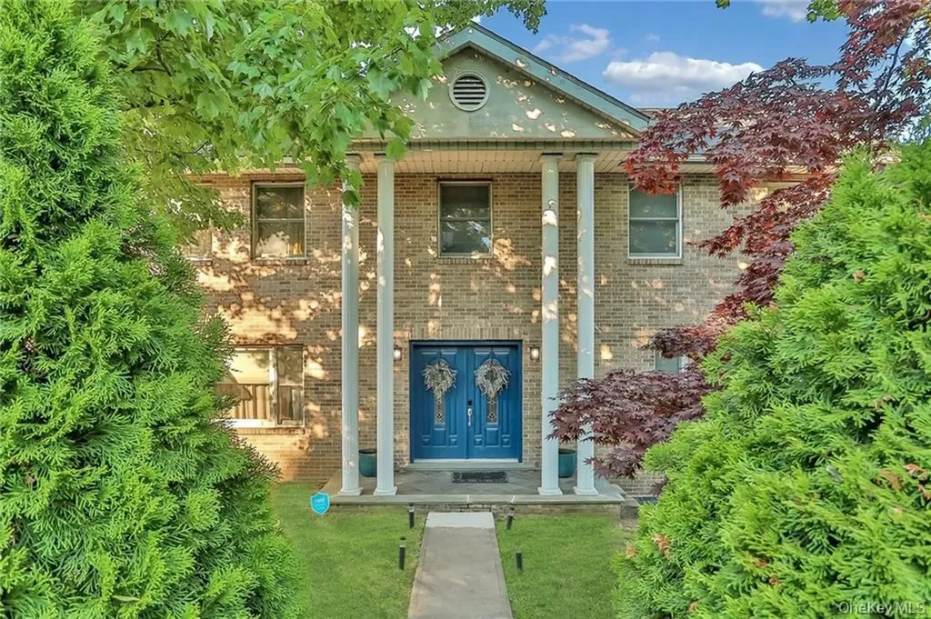 433 New Rochelle Road Bronxville NY 10708