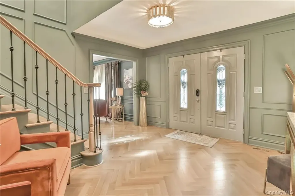 433 New Rochelle Road Bronxville NY 10708