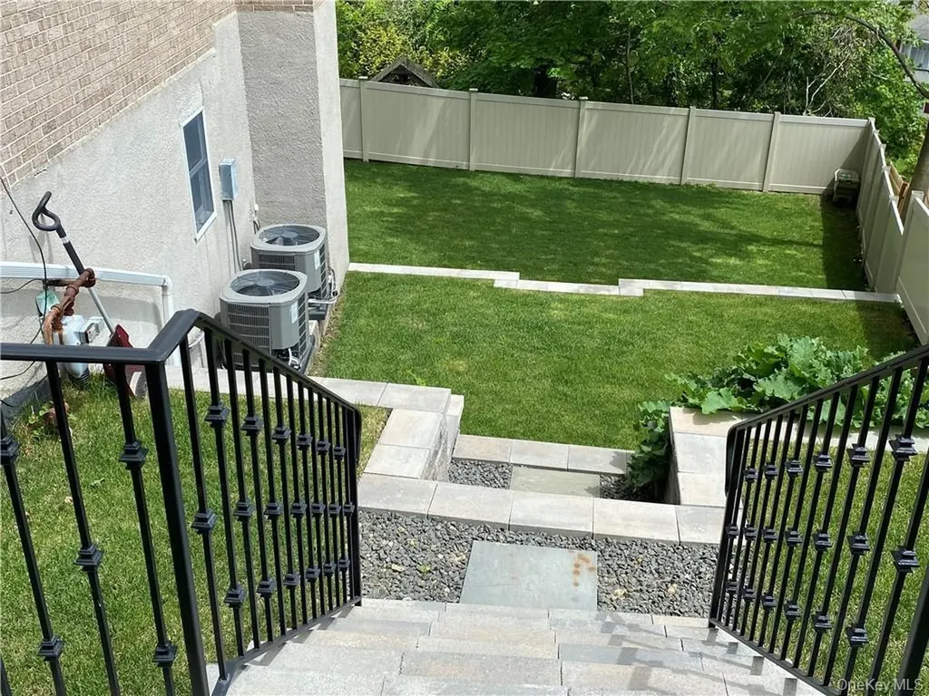 433 New Rochelle Road Bronxville NY 10708