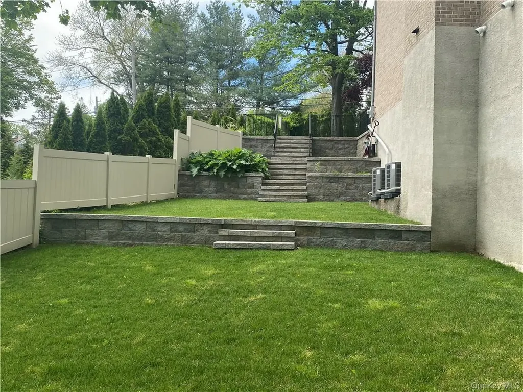 433 New Rochelle Road Bronxville NY 10708