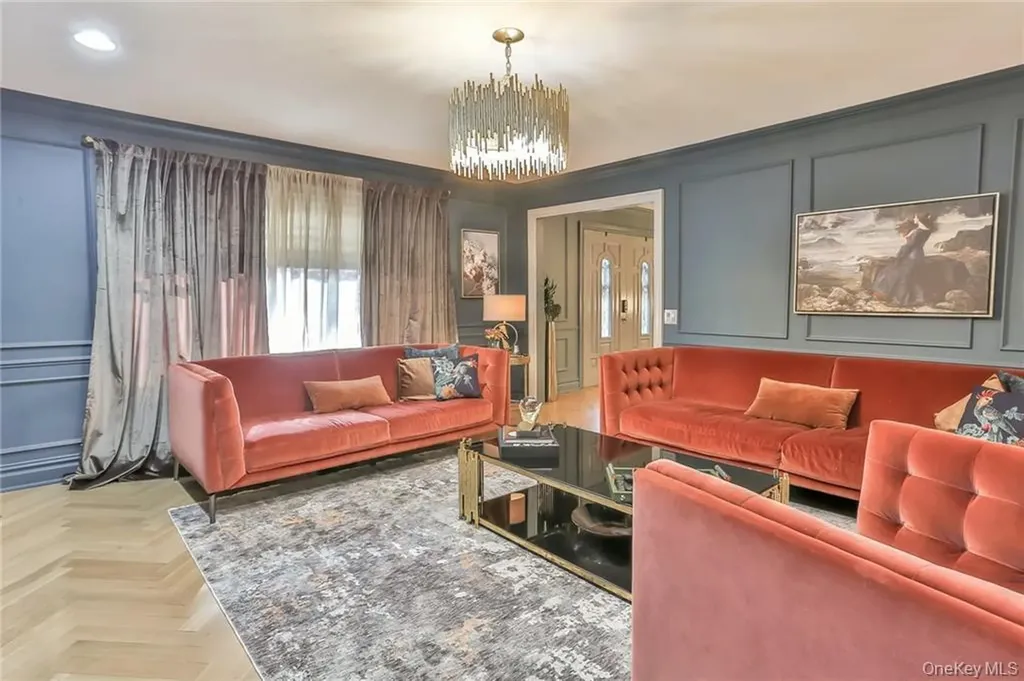 433 New Rochelle Road Bronxville NY 10708