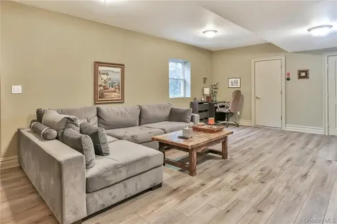 433 New Rochelle Road Bronxville NY 10708