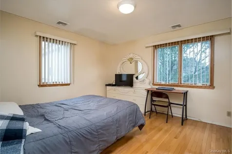 31 Prospect Avenue Eastchester NY 10709