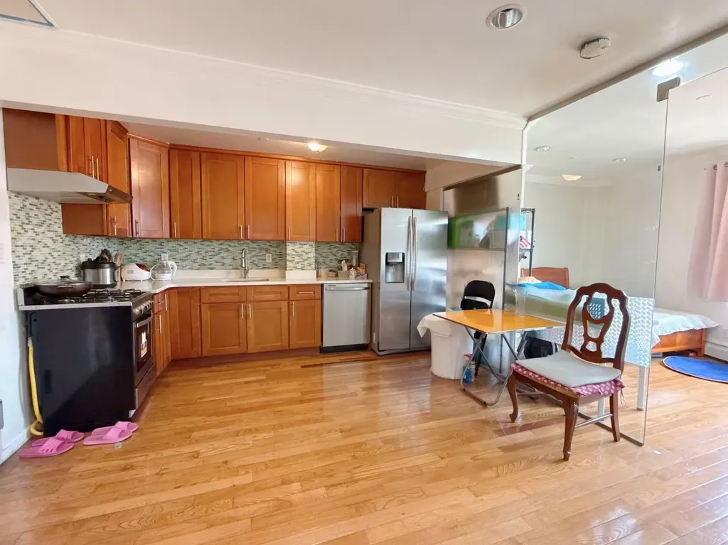 149-06 Northern Boulevard Flushing NY 11354