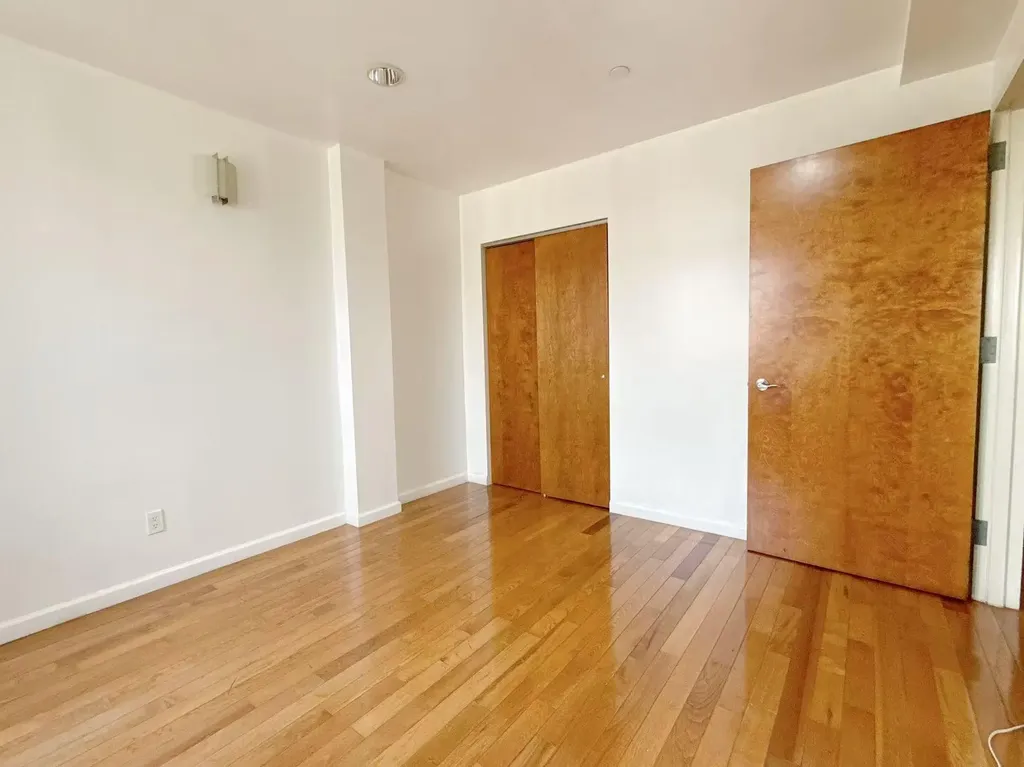 149-06 Northern Boulevard Flushing NY 11354