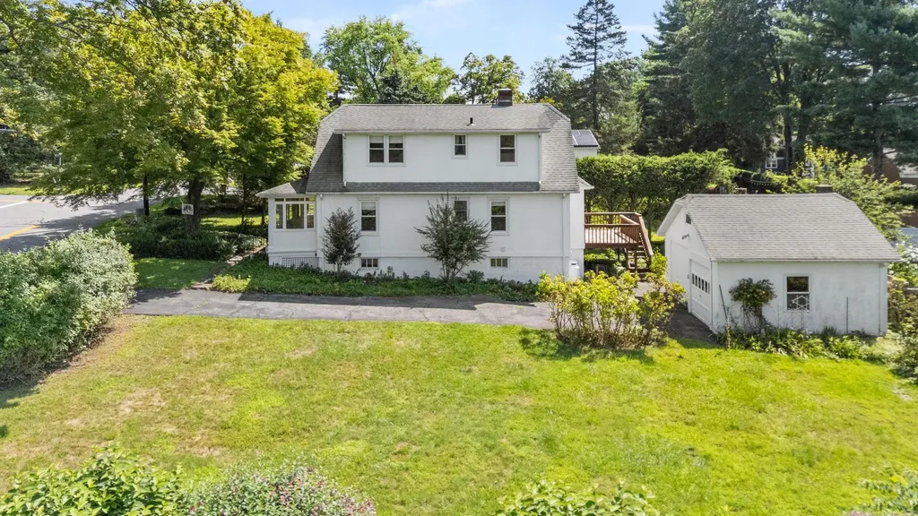 98 Westlake Drive Valhalla NY 10595