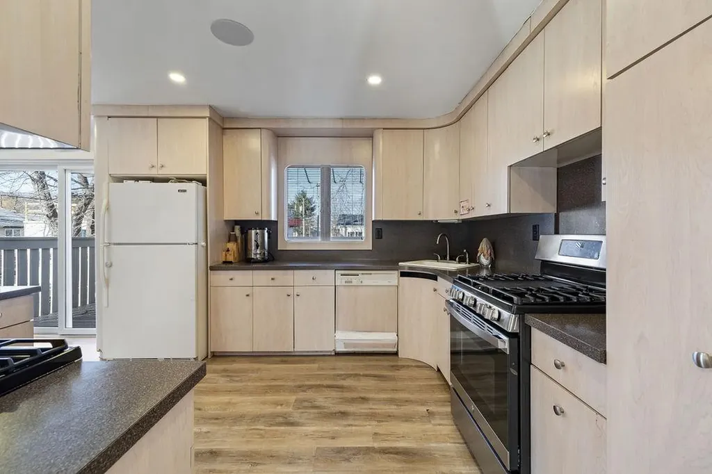 79 Francis Place Spring Valley NY 10977