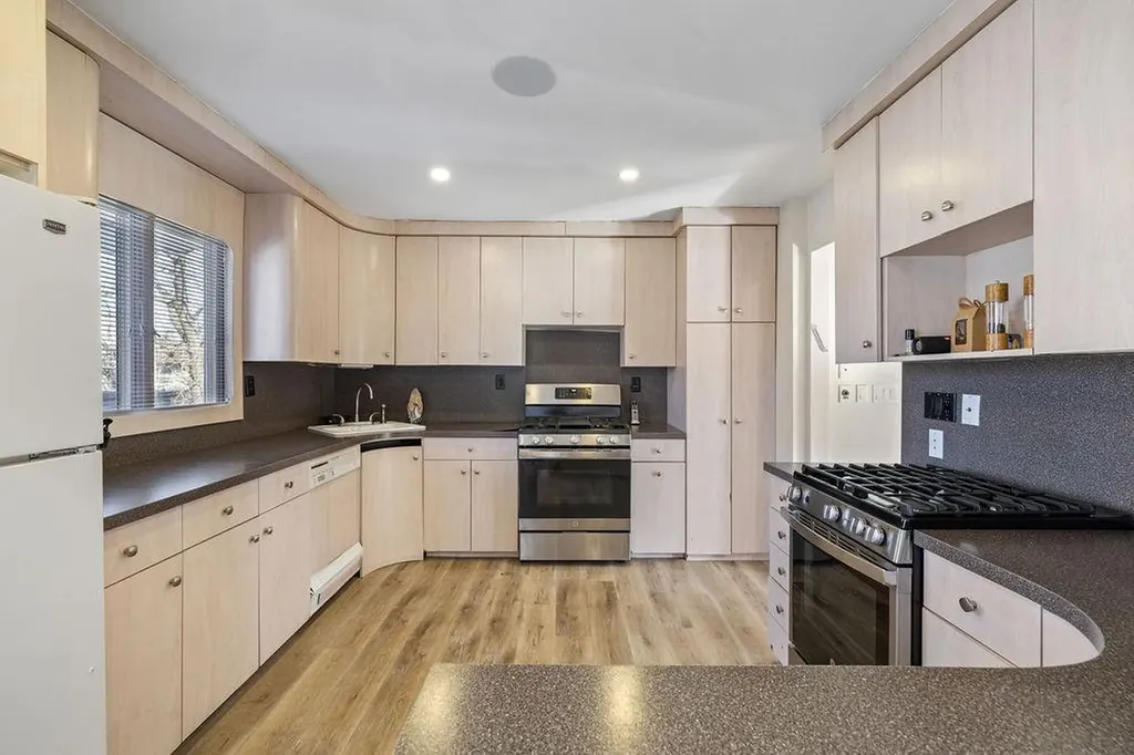 79 Francis Place Spring Valley NY 10977