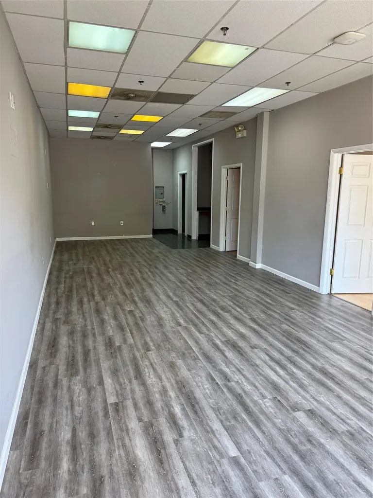 161 S Middletown Road Nanuet NY 10954