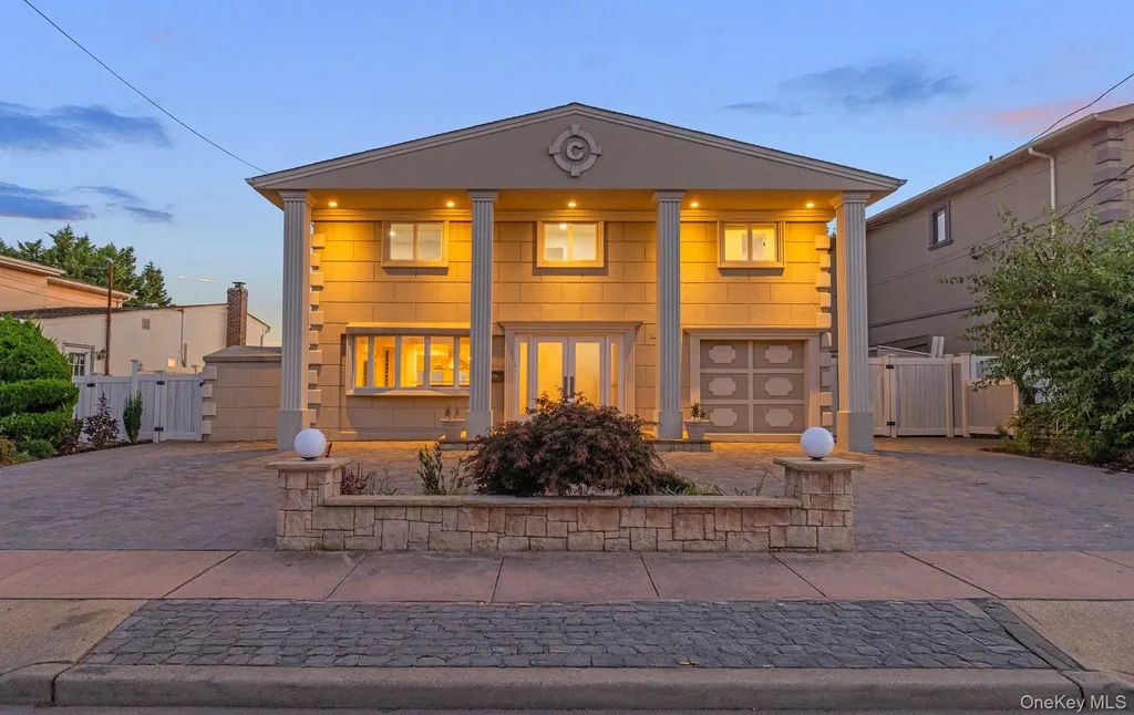 3516 Bertha Drive Baldwin NY 11510