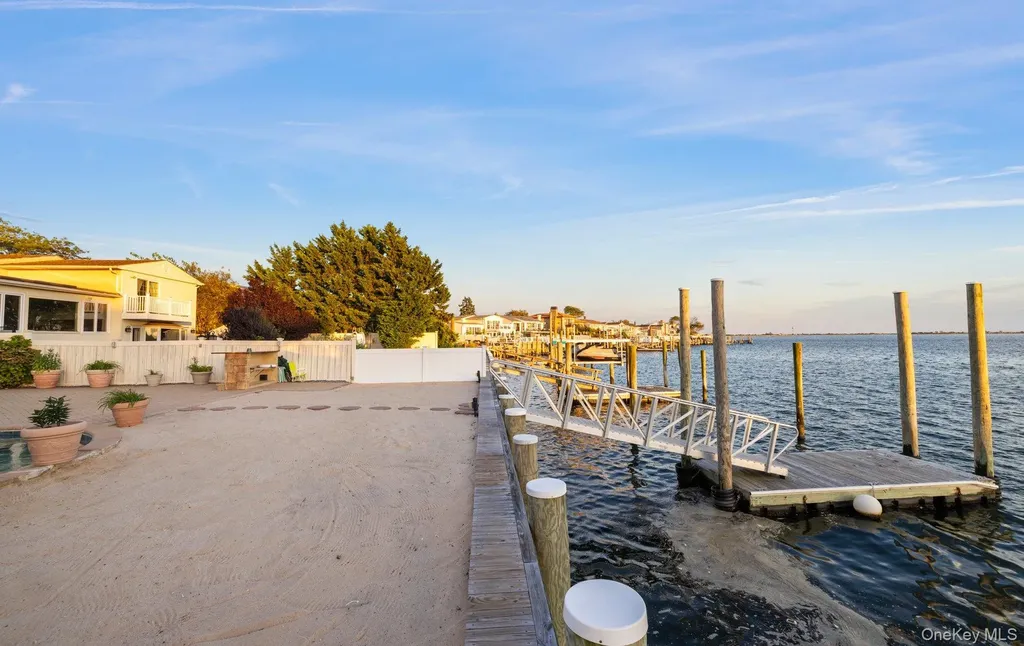 3516 Bertha Drive Baldwin NY 11510