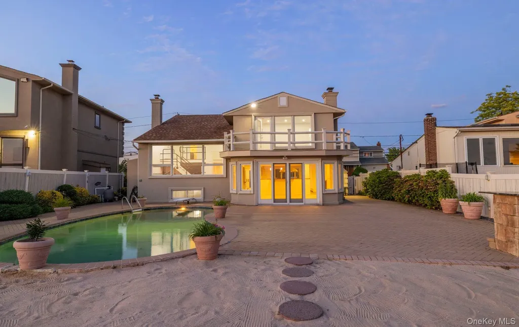 3516 Bertha Drive Baldwin NY 11510