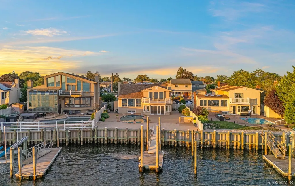 3516 Bertha Drive Baldwin NY 11510