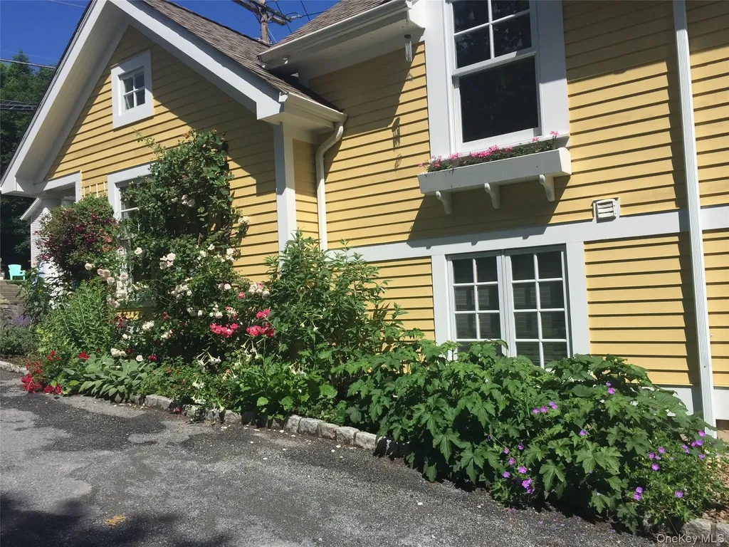 54 E Main Street Pawling NY 12564