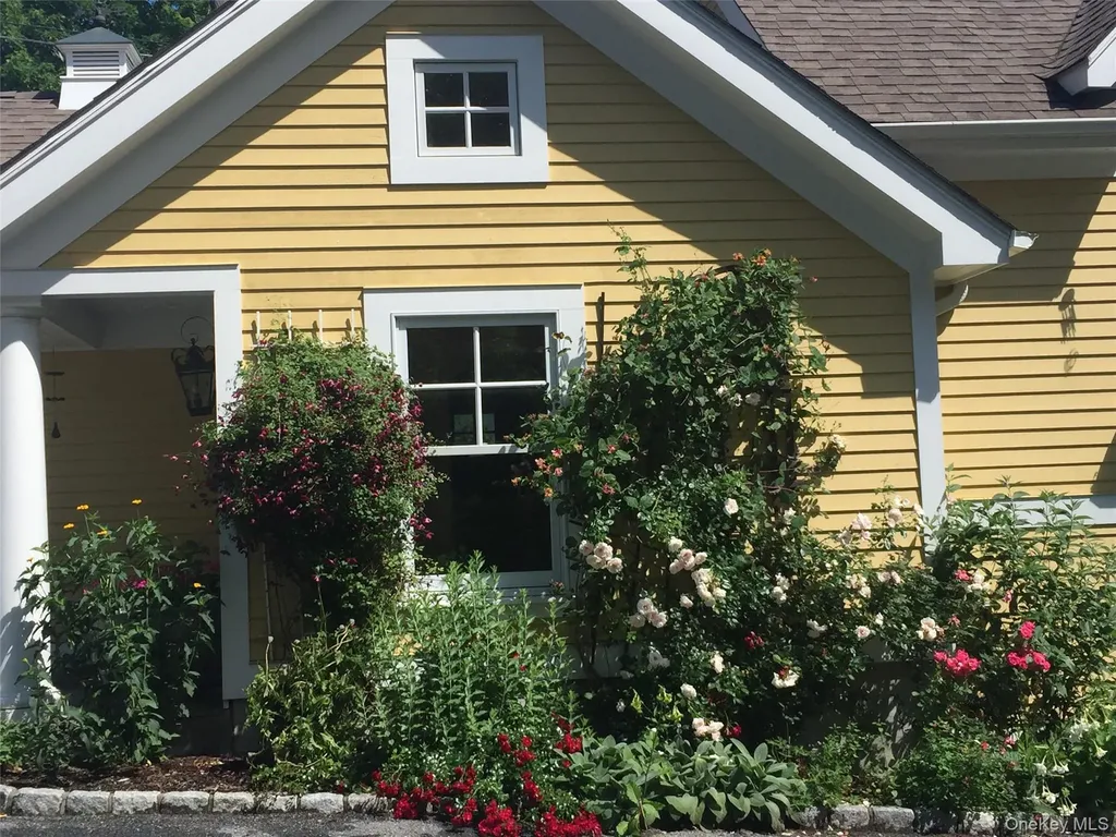 54 E Main Street Pawling NY 12564